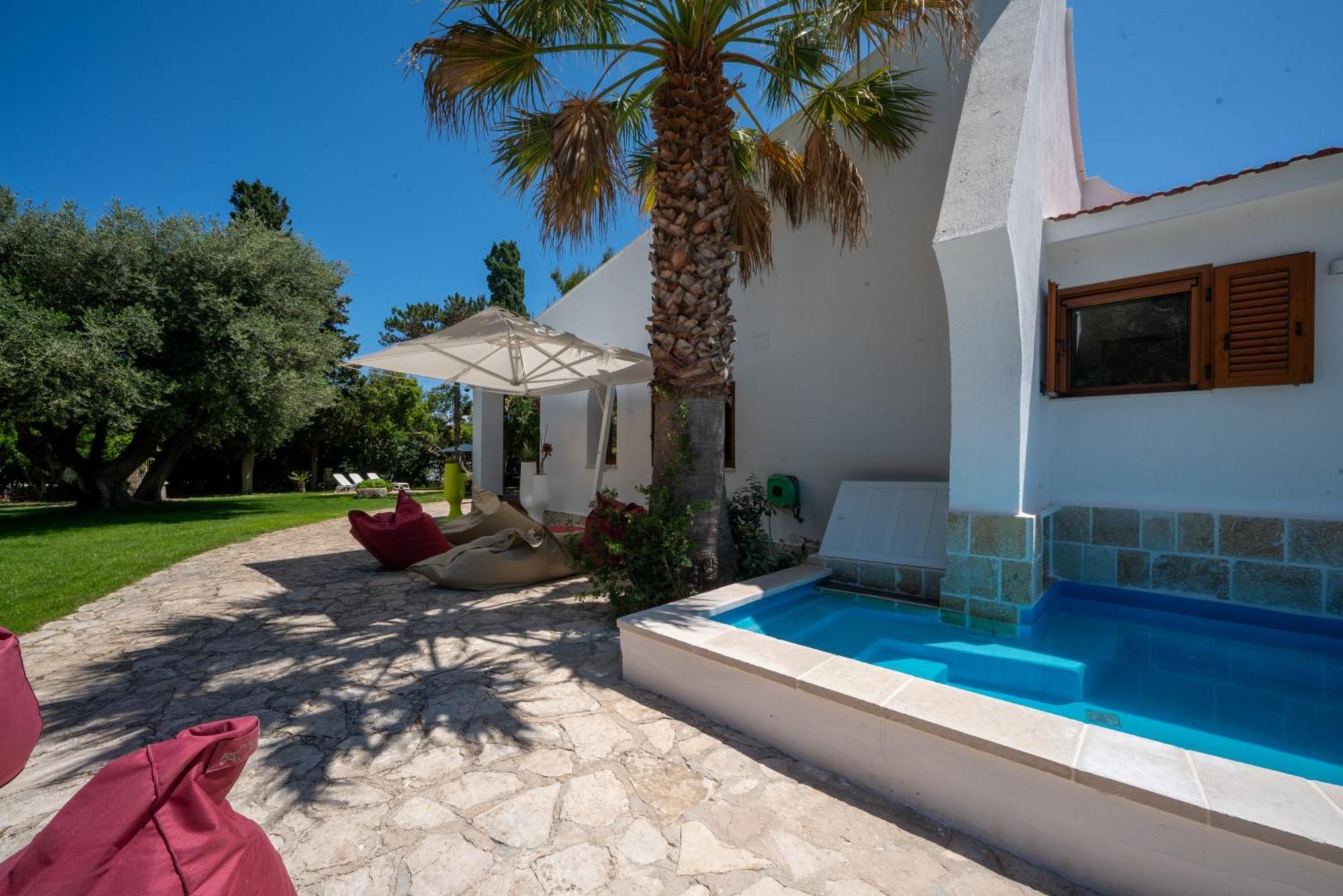Appartement Giglio With Garden And Mini Pool By Rentbeat
