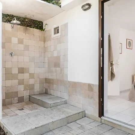 Villa Giglio With Garden And Mini Pool By Rentbeat Rosa Marina Exterior photo