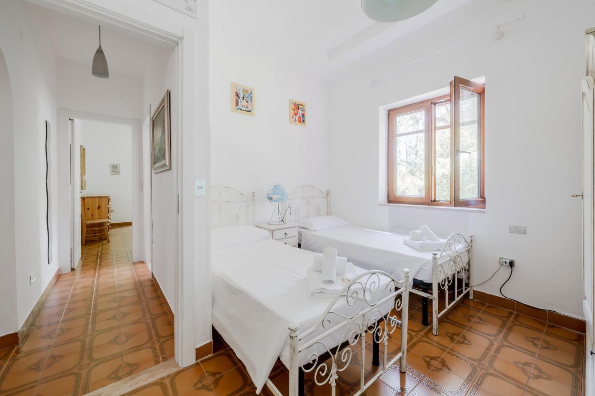 Giglio With Garden And Mini Pool By Rentbeat Apartamento